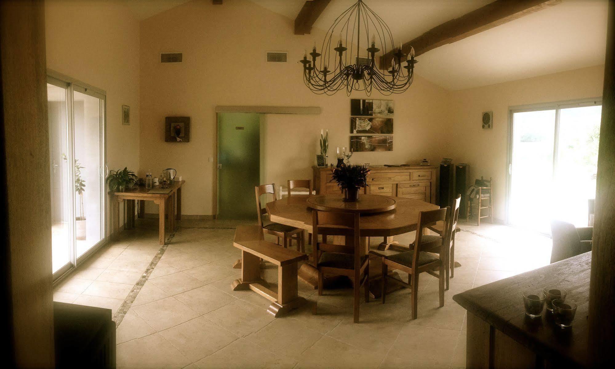 Relais De L'Alsou- Piscine Bed & Breakfast Labastide-en-Val Exterior photo